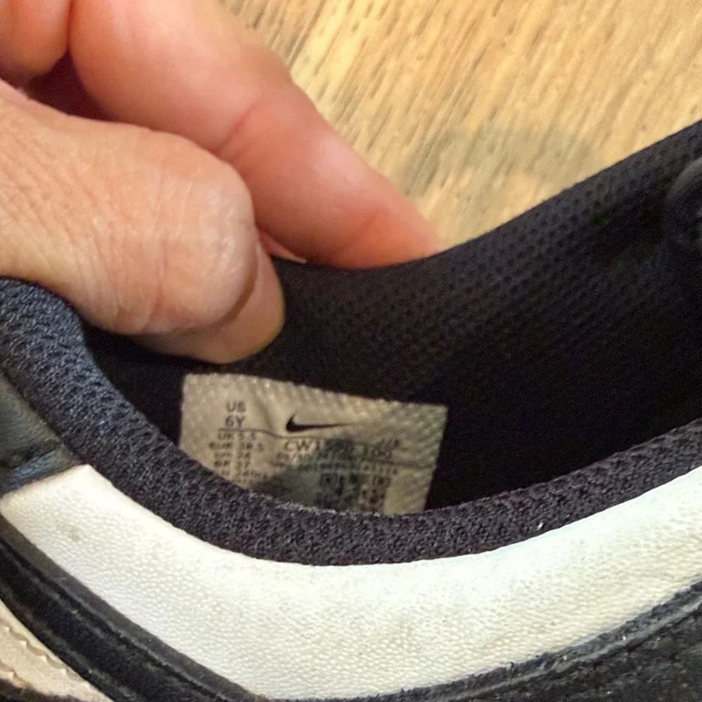 Nike Kids Black and White Low-Top Sneakers